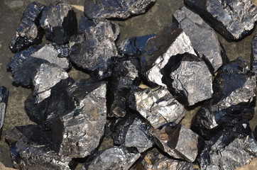  High-quality enriched coal anthracite coarse fraction.