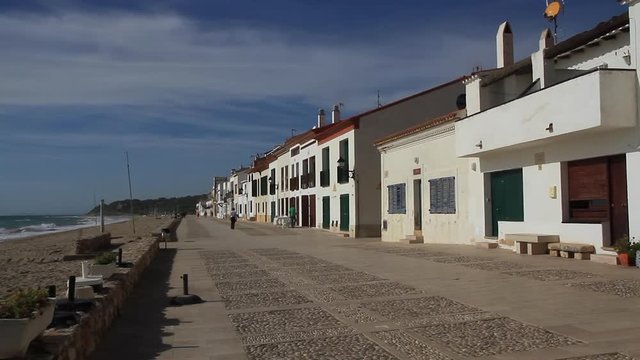 Paseo paralelo a la playa de Altafulla. Tarragona
