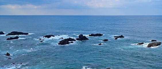 Fototapeta premium コバルトブルーの青海島の海の情景＠山口