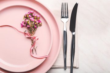 Beautiful table setting with floral decor