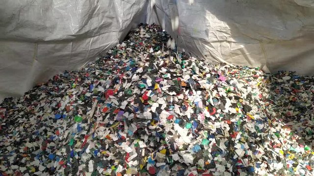 waste shredded pieces of low pressure plastic