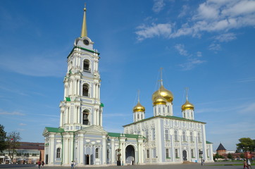Fototapeta na wymiar Tula, Russia - September 12, 2019: Tula Kremlin. Assumption Cathedral on a Sunny day