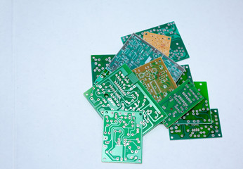 placas electronicas superpuestas sin componentes vistas desde arriba