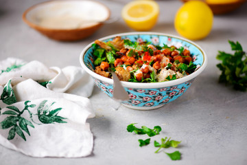 ROASTED CAULIFLOWER SALAD WITH LEMON TAHINI DRESSING..life style .selective focus