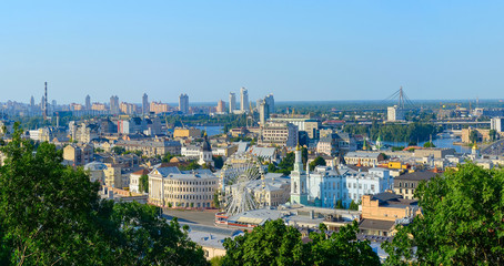Fototapeta na wymiar Kiev panorama Podil Ukraine