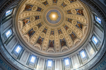 Fototapeta premium The inside of the dome of Frederiks Kirke Church or Marble Church Marmorkirken in Copenhagen, Denmark. February 2020