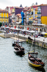 Porto 01 - vista della città col fiume e le barche