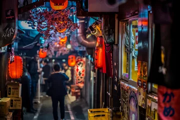 Foto op Canvas Night view of Shinjuku Tokyo 東京 新宿 飲み屋街 © 拓也 神崎