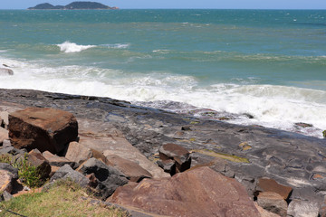 Fototapeta na wymiar The beautiful landscape seen from the viewpoint of Armação beach in Florianópolis, Santa Catarina.