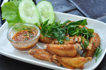 Fried Chicken Wings with Fish Sauce