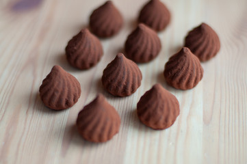 Drop shaped truffles