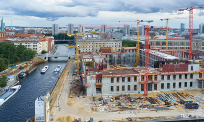 High angle establishing view of the authentic rebuilding the Berliner Schloss reconstruction site in 2014, non existing today, while finished and opening in September 2020.