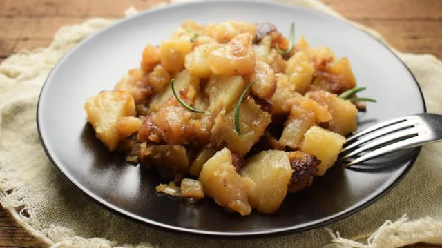 Patate e pancetta ft0202_0327 Potatoes and bacon