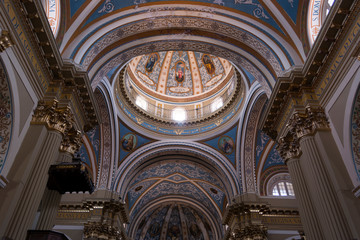 Interior de iglesia