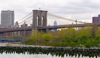 Brooklyn bridge on a cloudy day