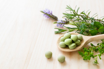 ハーブのサプリメント