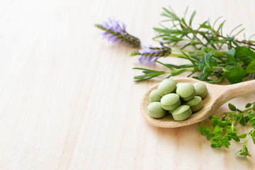 ハーブのサプリメント