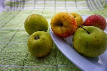 green apples in a bowl