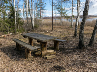 picture with picnic spot by the lake