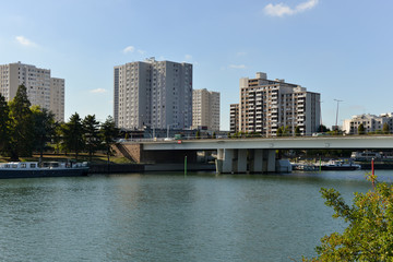 Fototapeta premium Le pont, Choisy le Roi, Val de Marne