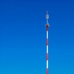 Obraz premium Cell Phone Tower in the countryside of South Africa