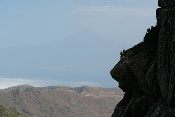 Fototapeta na wymiar View on Tenerife island and Volcano Teide from La Gomera island