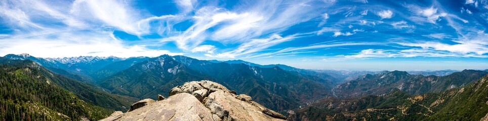 moro rock trail viewpoint panorama in summer - obrazy, fototapety, plakaty