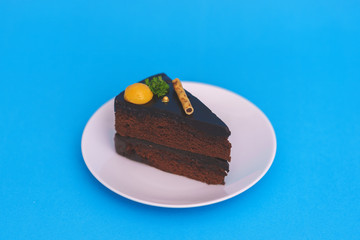 A piece  cake  on the color plate