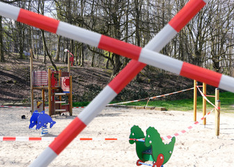 Gesperrter Spielplatz Coronavirus Regeln