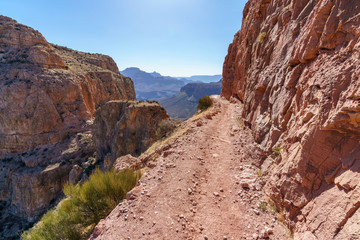 Fototapeta na wymiar hiking the south kaibab trail in grand canyon national park, arizona, usa