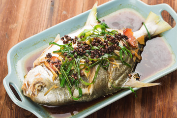Steamed Gold pomfret, steamed fish with peppercorns