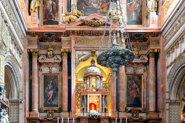 Fototapeta na wymiar Interior of cathedral
