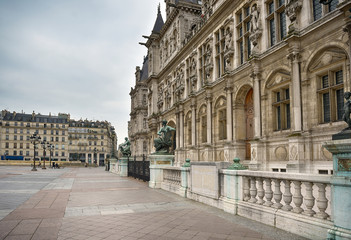 Obraz premium Parisian city hall local administration 