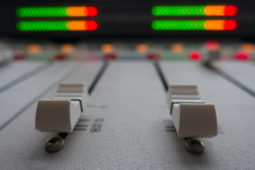 professional sound mixer