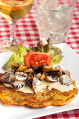 swiss roesti with mushroom sauce