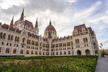 Fototapeta na wymiar The Hungarian parliament in Budapest