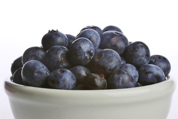 Bowl of blueberry fruits