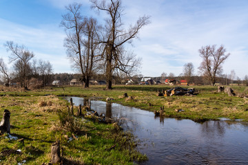 Dolina Górnej Narwi. Rzeka Mieńka. Wiosna na Podlasiu. Polska © podlaski49