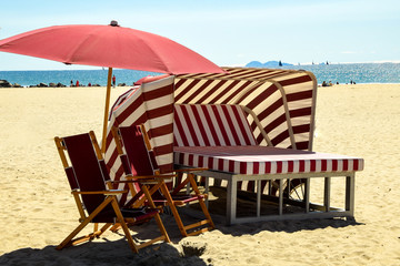 Come Relax at the Beach