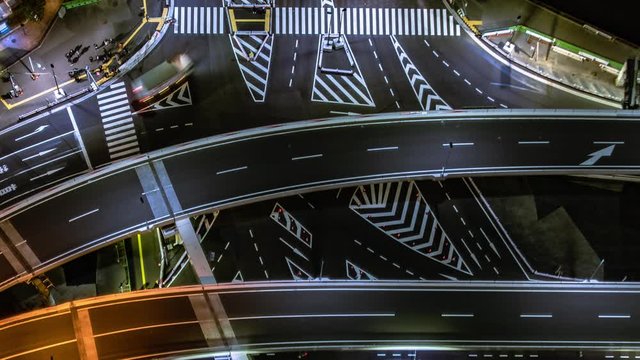 4K 東京　街　交差点　タイムラプス　交通　人々　町並み　夜景