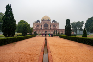 Fototapeta premium India, Delhi, New Delhi - 8 January 2020 - The Humayun's Tomb in Delhi