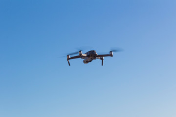 DRONE VOLANDO 