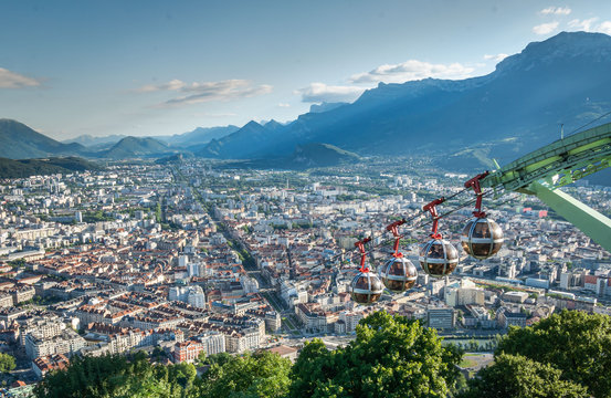 Fototapeta Cable car over Grenoble
