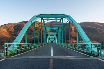 新潟県 阿賀野川にかかる馬下橋