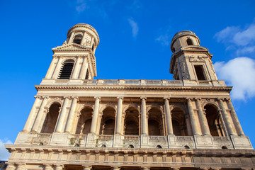 Fototapeta na wymiar facade of Eglise Saint Sulpice church in Paris 