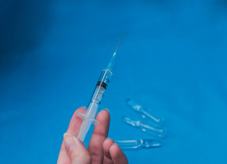 Self-administration of a solution in a transparent ampoule. Against drugs. Treatment for COVID 19...