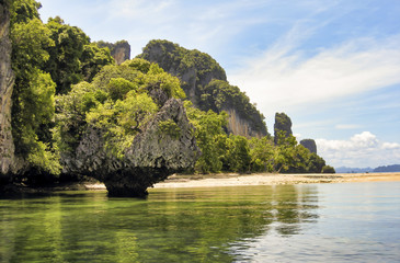 Fototapeta na wymiar Beautiful tropical island in East Asia