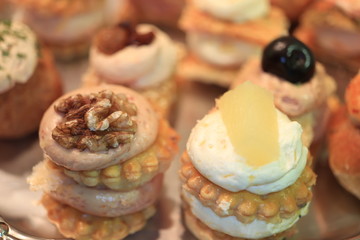 Luxurious decorated snacks