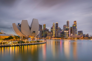 Singapore, 2019 - Fun never sleep life on Marina Bay, iconic buildings and attractions of the Lion city, must see touristic tour. Marina Bay Sands, Singapore Flyer, Art Science Museum