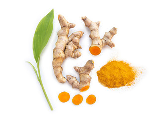 turmeric powder and turmeric rhizome and slice or curcuma longa with leaf and use as ingredients cosmetics products and is a anti inflammatory and antioxidant, including is a herb use for health care. - obrazy, fototapety, plakaty